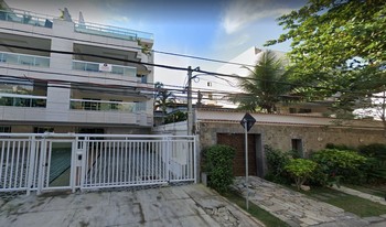 Imagem de fundo do condomínio Condomínio Residêncial Povoa De Cervaes - Recreio Dos Bandeirantes - Rio De Janeiro - RJ