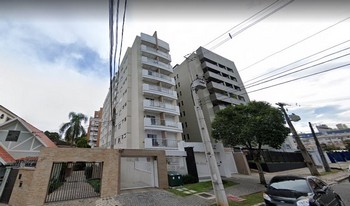 Imagem de fundo do condomínio Condomínio Residêncial Quebec - Mercês - Curitiba - PR