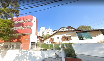 Imagem de fundo do condomínio Condomínio Residêncial Solar De - Jurerê - Florianópolis - SC