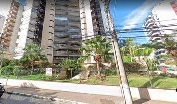 Imagem de fundo do condomínio Condomínio Residêncial Tours De L'ile - Centro - Florianópolis - SC