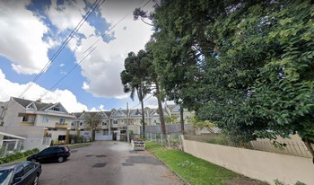 Imagem de fundo do condomínio Condomínio Residêncial Van Dick - Bacacheri - Curitiba - PR