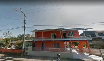 Imagem de fundo do condomínio Condomínio Residêncial Vila Serena - Meia Praia - Itapema - SC