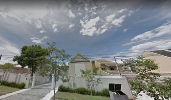 Imagem de fundo do condomínio Condomínio Vila Dos Ipes - Santa Felicidade - Curitiba - PR