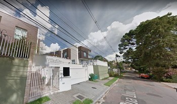 Imagem de fundo do condomínio Condomínio Villa D'oro - Vista Alegre - Curitiba - PR