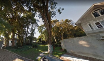 Imagem de fundo do condomínio Condomínio Villagio Barigui - Mercês - Curitiba - PR