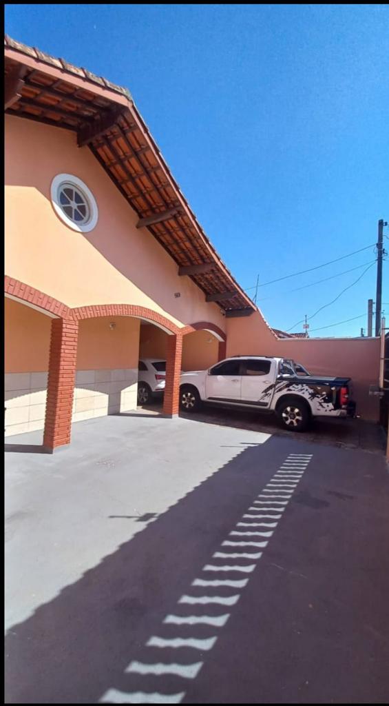 Imagem Casa com 5 Quartos à Venda, 550 m²em Centro - Peruibe