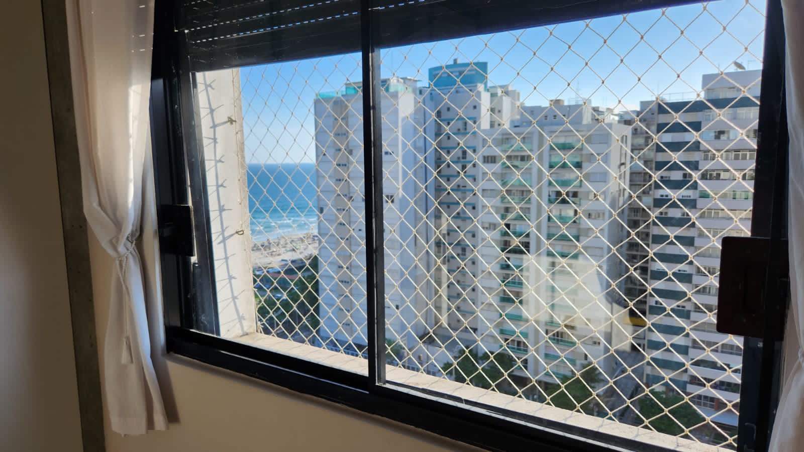 Imagem Apartamento com 3 Quartos à Venda, 171 m²em Pitangueiras - Guarujá