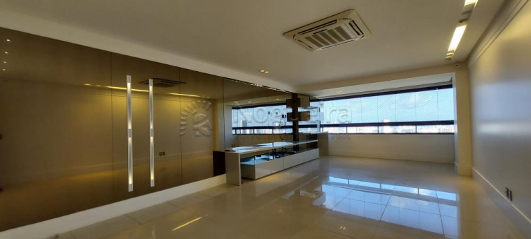 Imagem Apartamento com 3 Quartos à Venda, 140 m² em Madalena - Recife