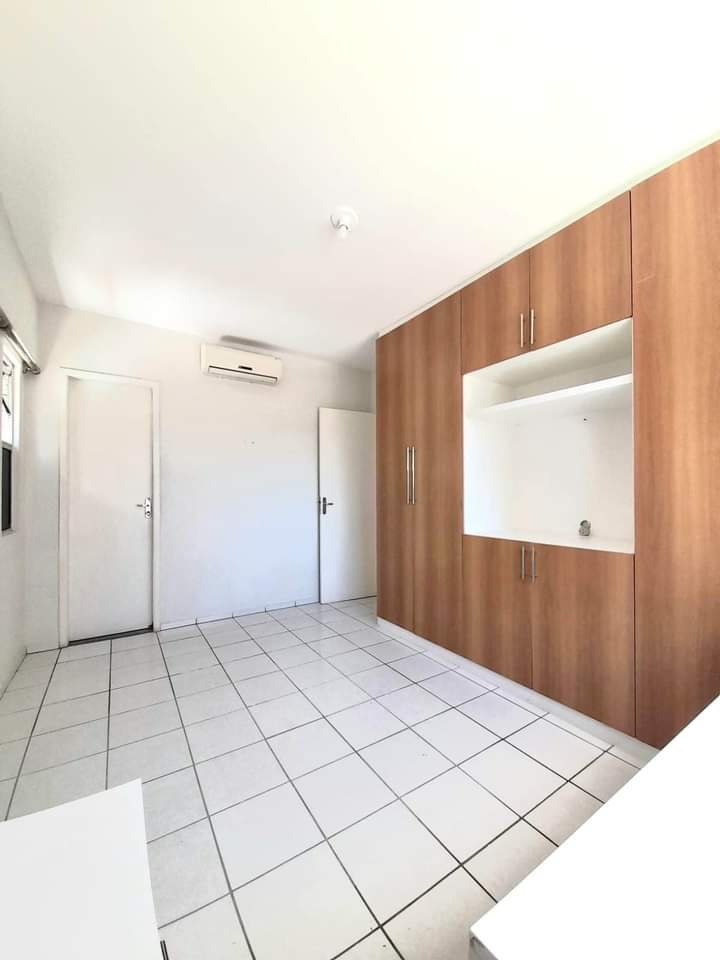 Imagem Apartamento com 2 Quartos à Venda, 56 m²em Tirol - Natal