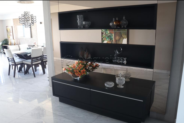 Foto do imóvel Apartamento com 4 Quartos à Venda, 201 m²em Ilha do Retiro - Recife