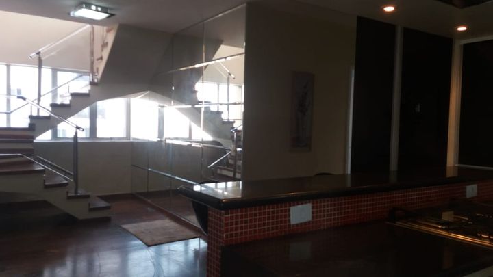 Imagem Cobertura com 2 Quartos à Venda, 137 m² em Barra Funda - Sao Paulo