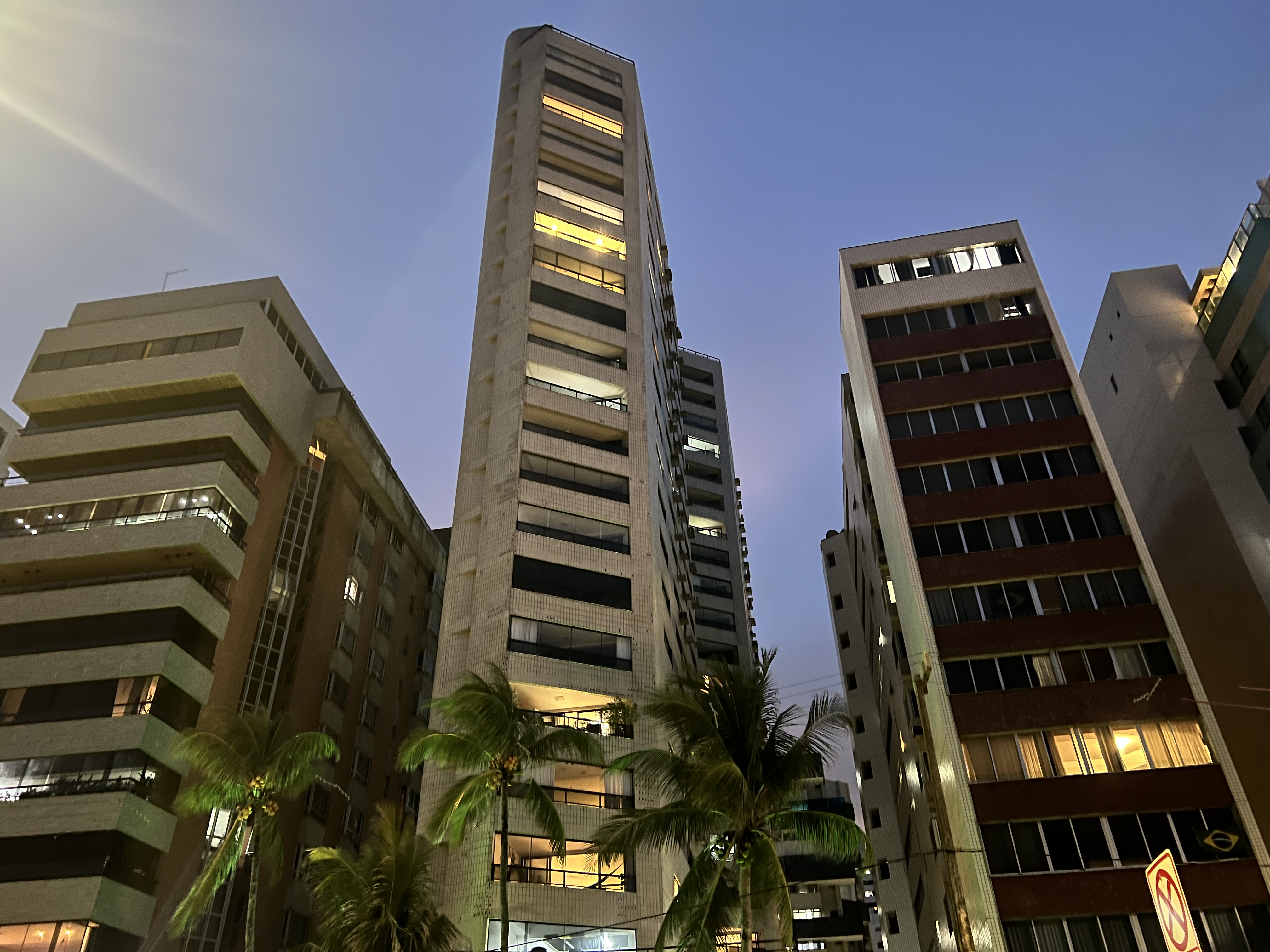 Imagem de fundo do condomínio Condomínio Condominio  Porto - Boa Viagem - Recife - PE