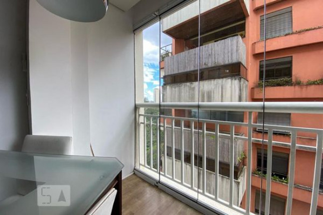 Imagem Studio com 1 Quarto para Alugar, 40 m² em Jardim Ampliação - São Paulo