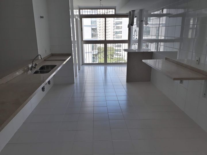 Imagem Apartamento com 4 Quartos à Venda, 302 m² em Barra Da Tijuca - Rio De Janeiro