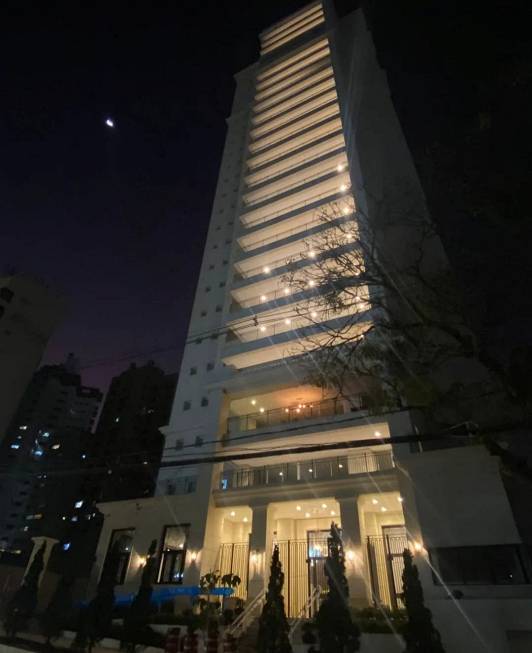 Imagem de fundo do condomínio Condomínio Lindenberg Cambui - Centro - Campinas - SP