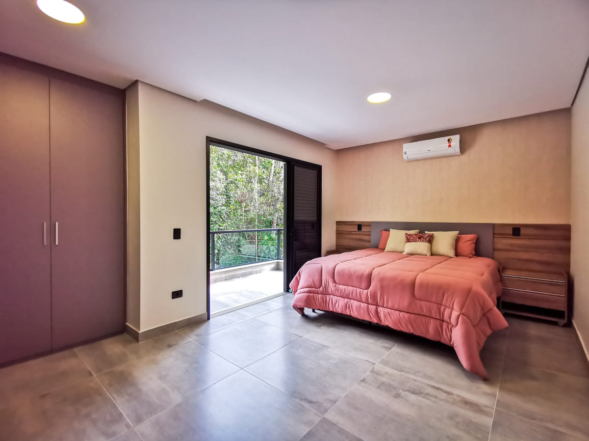 Imagem Casa com 6 Quartos à Venda, 148 m²em Riviera - Bertioga