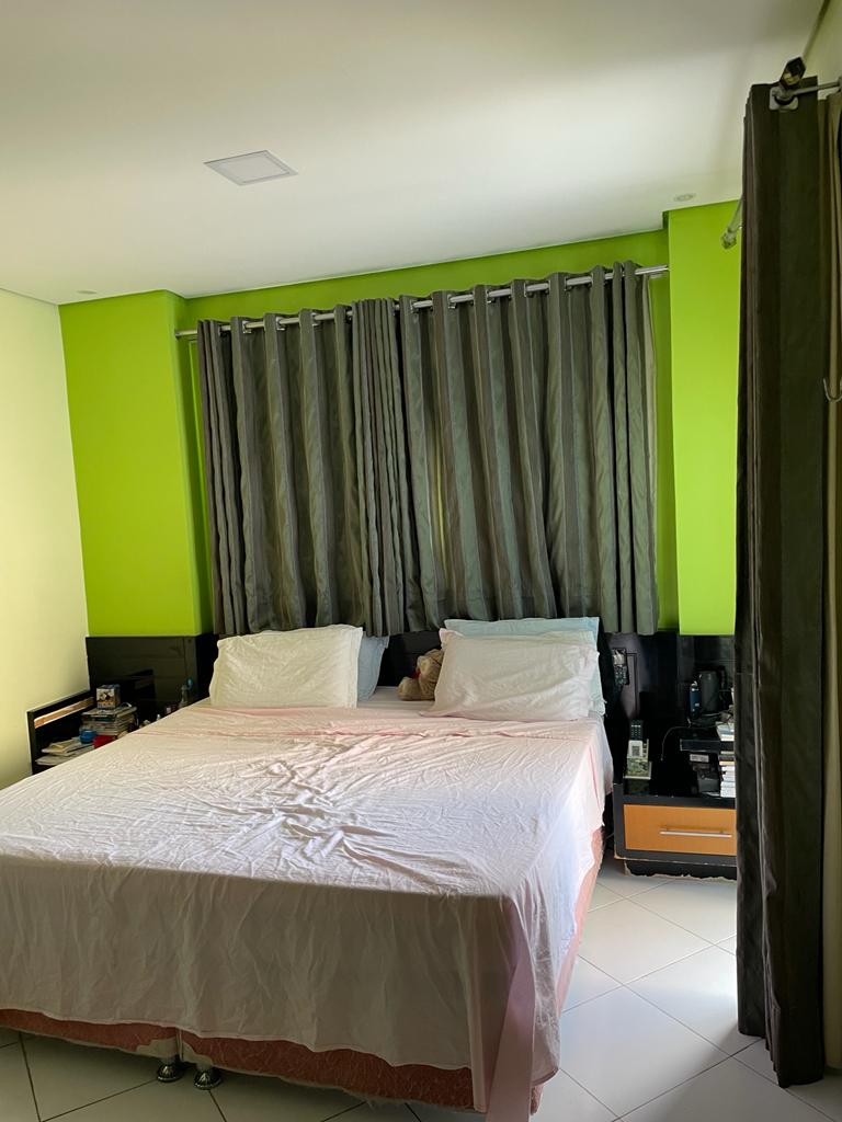 Imagem Casa de Condomínio com 3 Quartos à Venda, 250 m²em Flores - Manaus