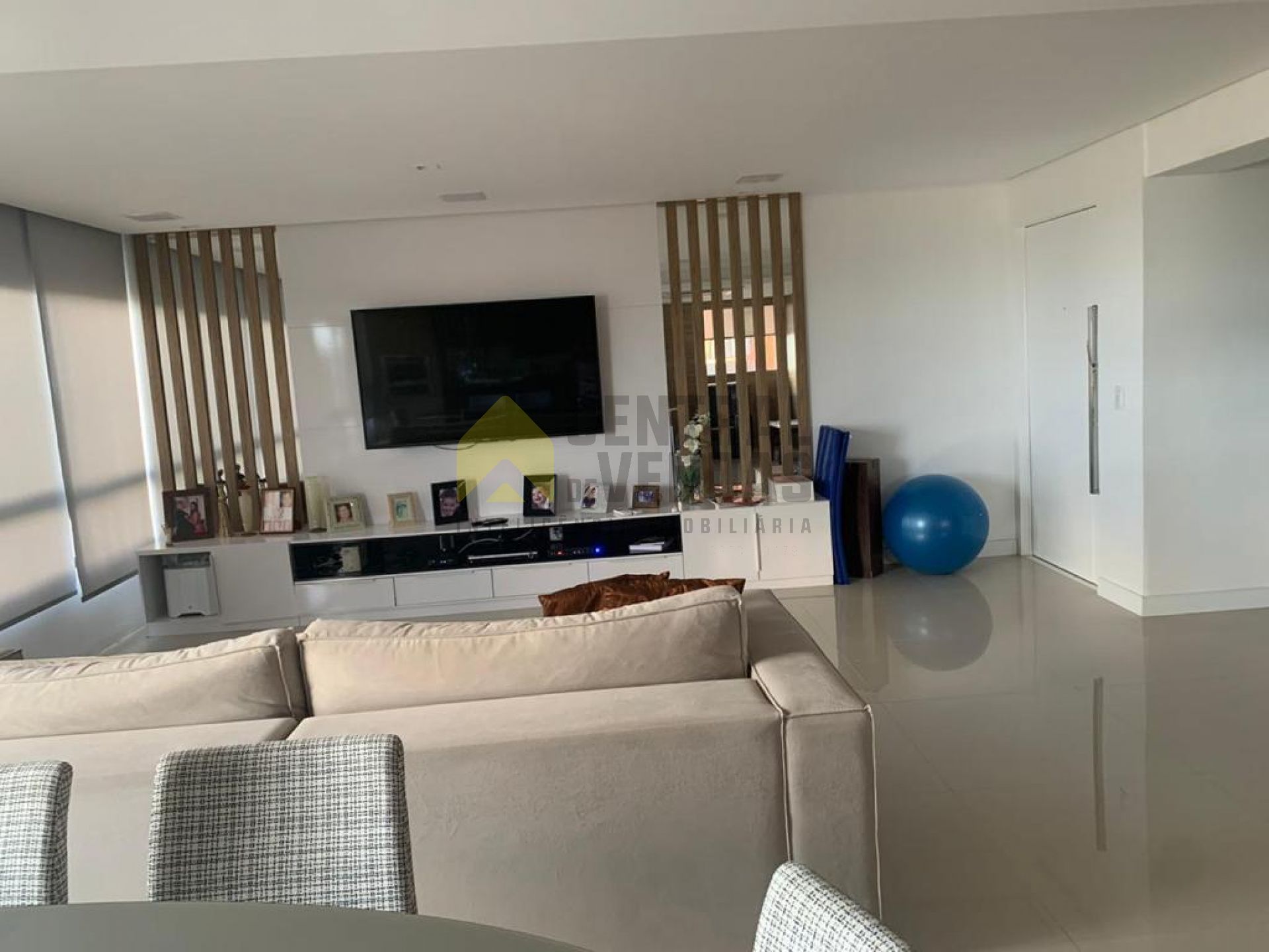 Foto do imóvel Apartamento com 2 Quartos à Venda, 153 m² em Pina - Recife