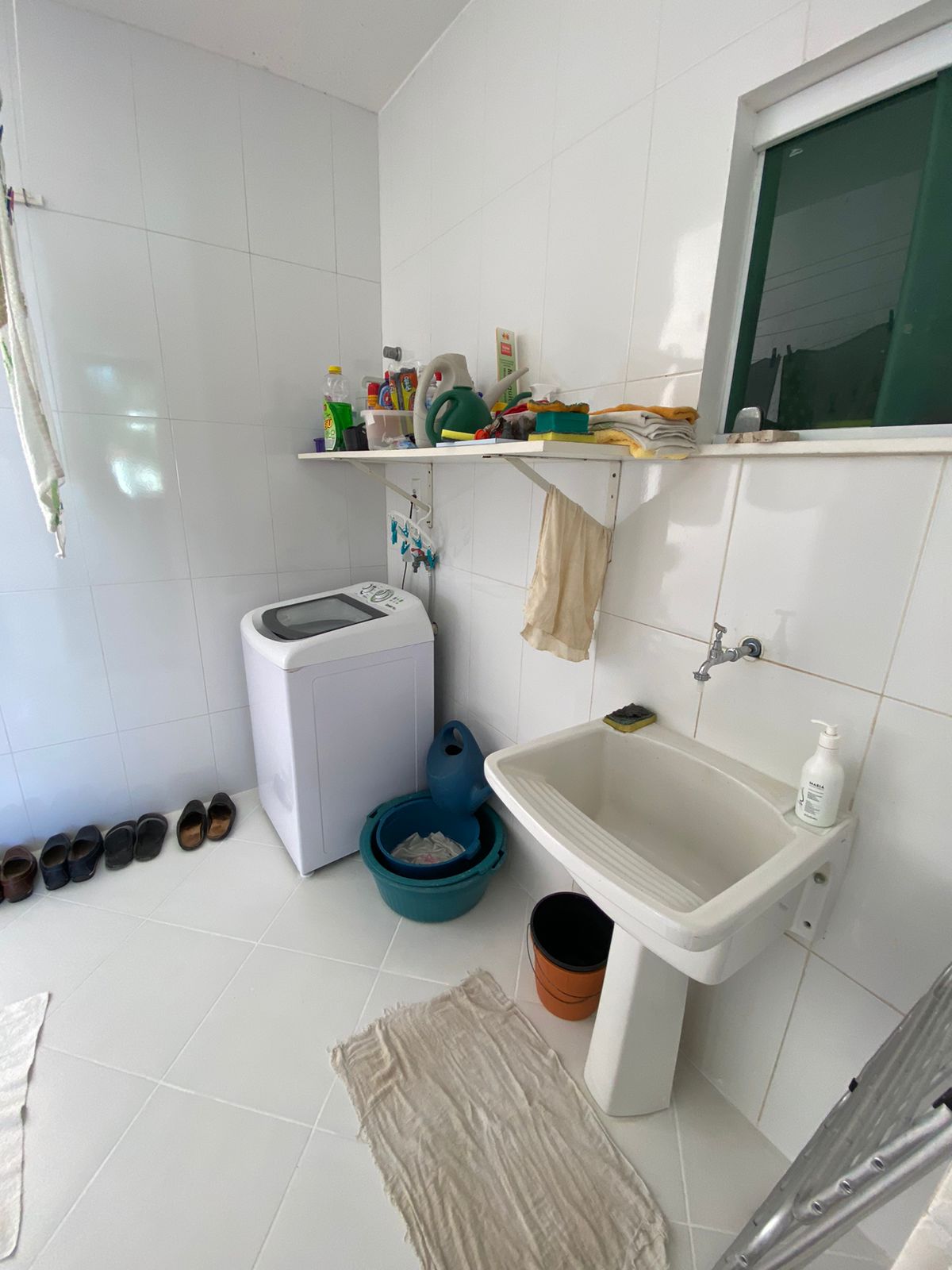 Imagem Casa de Condomínio com 5 Quartos para Alugar, 190 m²em Busca Vida (Abrantes) - Camaçari