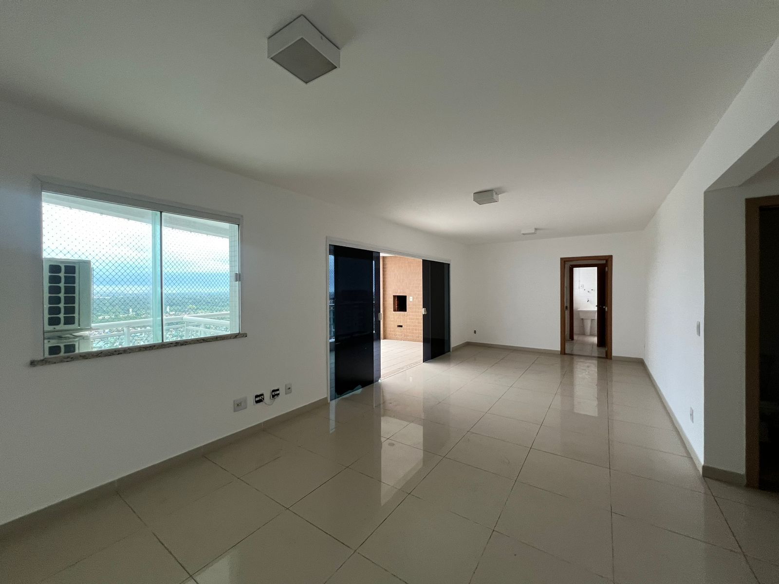 Imagem Apartamento com 3 Quartos à Venda, 138 m²em Marco - Belém