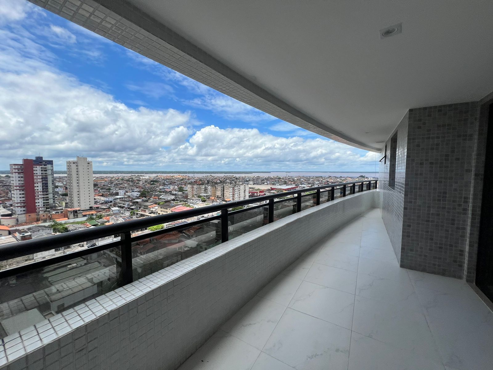 Imagem Apartamento com 3 Quartos à Venda, 85 m²em Batista Campos - Belém