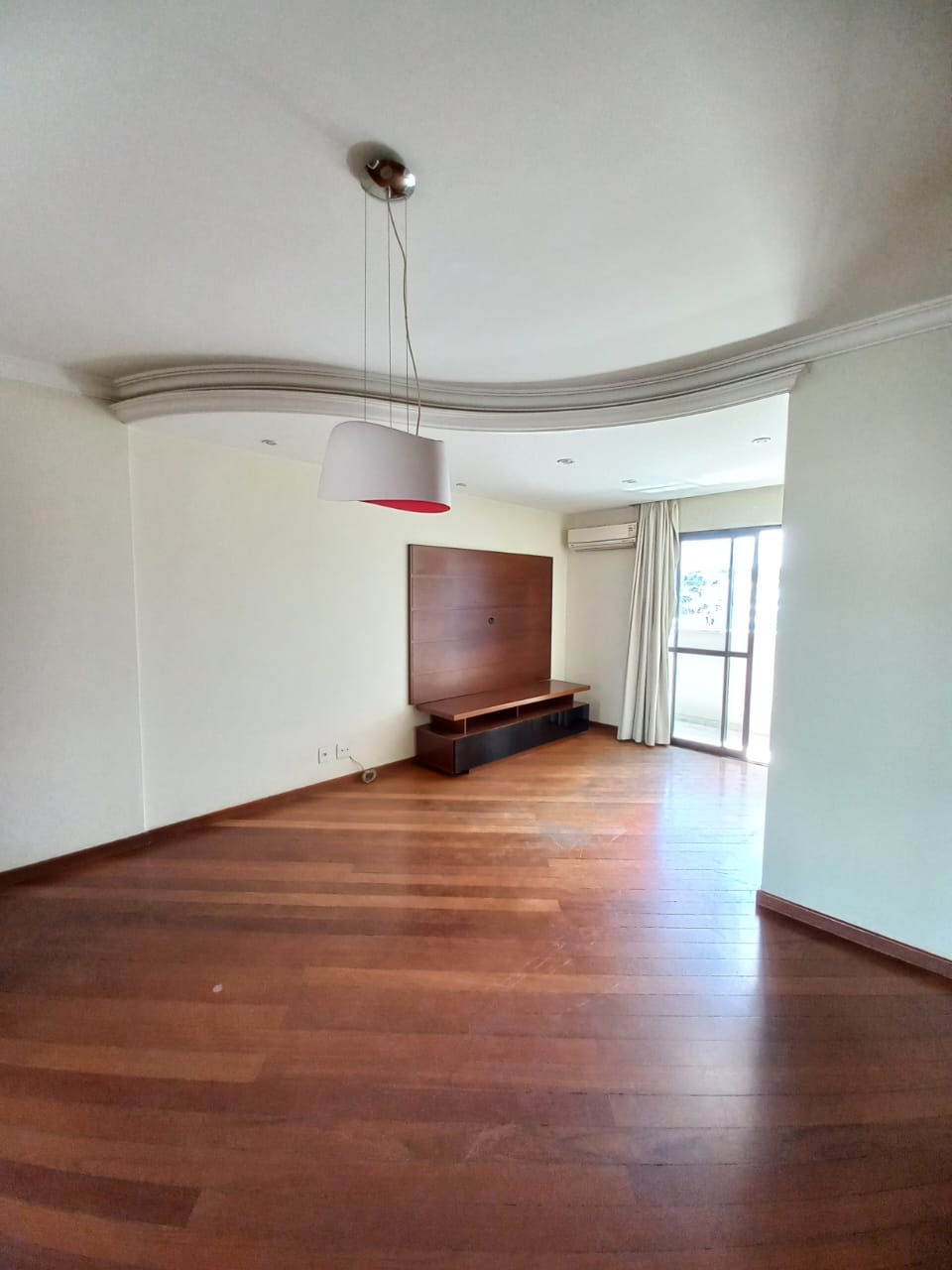 Foto do imóvel Apartamento com 3 Quartos à Venda, 108 m²em Cambuí - Campinas