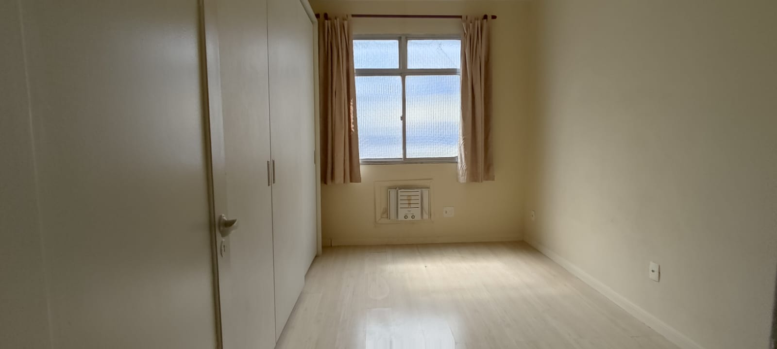 Imagem Apartamento com 1 Quarto à Venda, 42 m²em Icaraí - Niterói