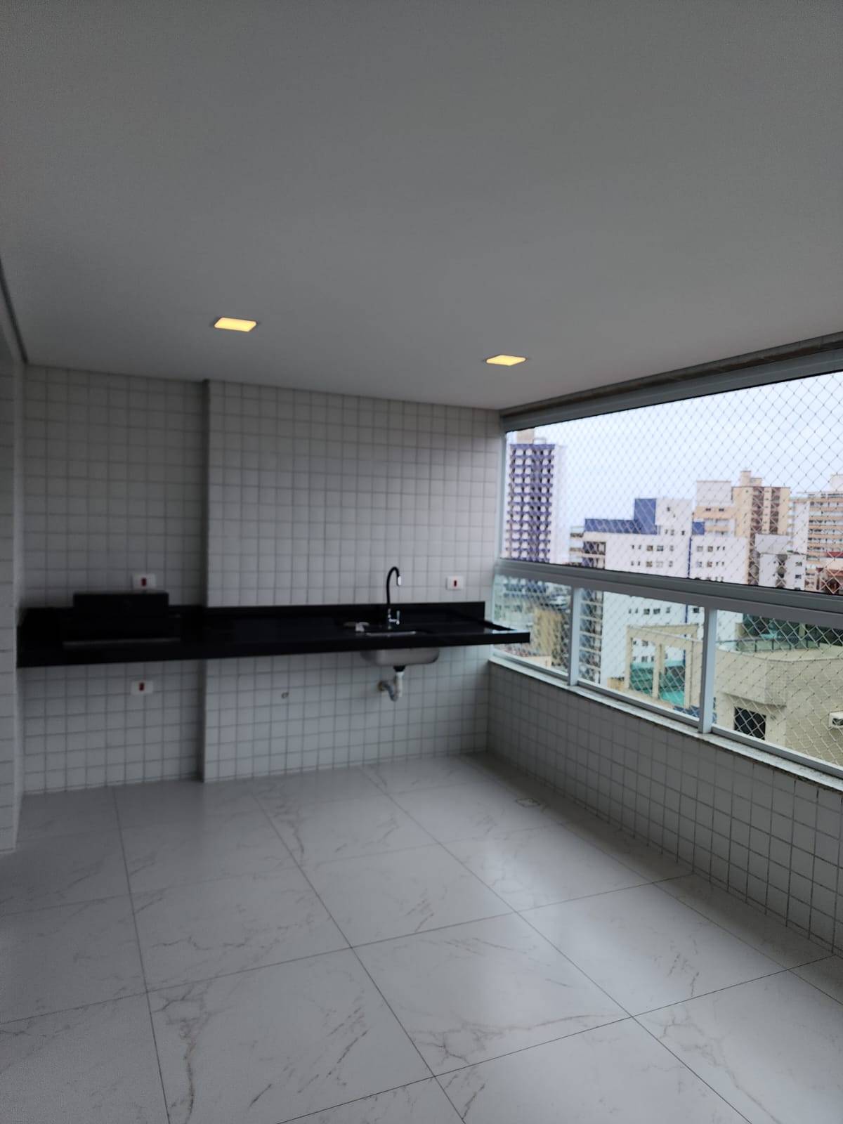 Imagem Apartamento com 2 Quartos à Venda, 86 m²em Caiçara - Praia Grande