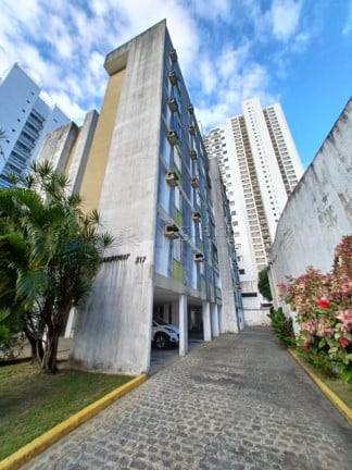 Imagem de fundo do condomínio Condomínio Flamboyant - Casa Amarela - Recife - PE