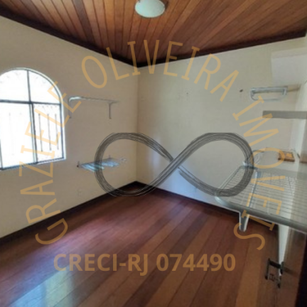 Imagem Casa com 4 Quartos à Venda, 260 m²em Quinta da Barra - Teresópolis
