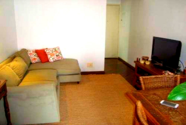 Imagem Apartamento com 2 Quartos à Venda, 74 m²em Vila Hamburguesa - São Paulo