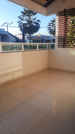 Imagem Casa de Condomínio com 5 Quartos para Alugar, 200 m² em Maraponga - Fortaleza