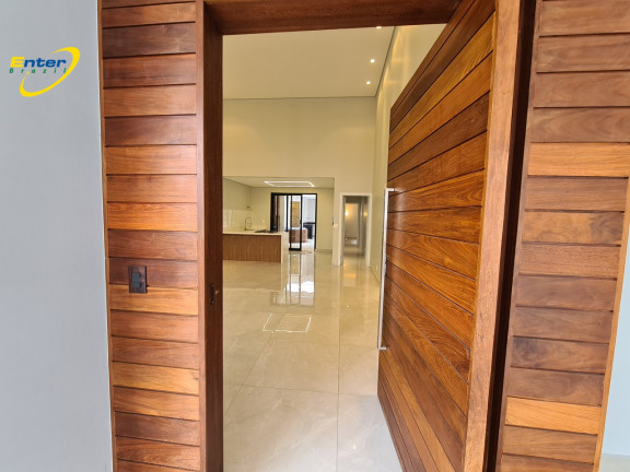 Imagem Casa com 4 Quartos à Venda, 225 m²em Guará II - Brasília