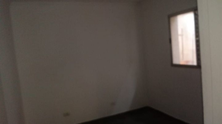 Imagem Apartamento com 1 Quarto para Alugar,  em Vila Santa Lúcia - Carapicuíba