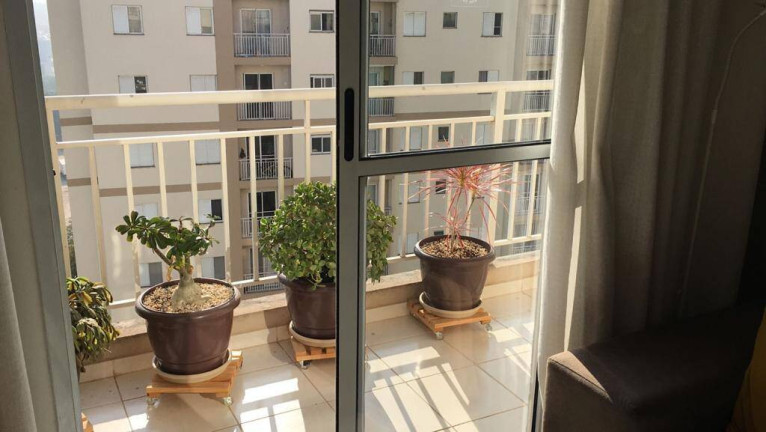 Imagem Apartamento com 2 Quartos à Venda, 72 m² em Jardim Tupanci - Barueri