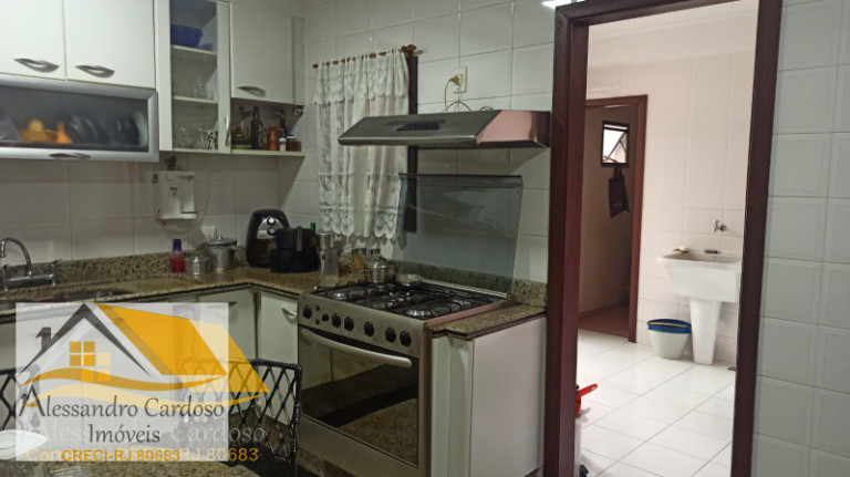 Imagem Apartamento com 3 Quartos à Venda, 170 m² em Centro - Nova Friburgo