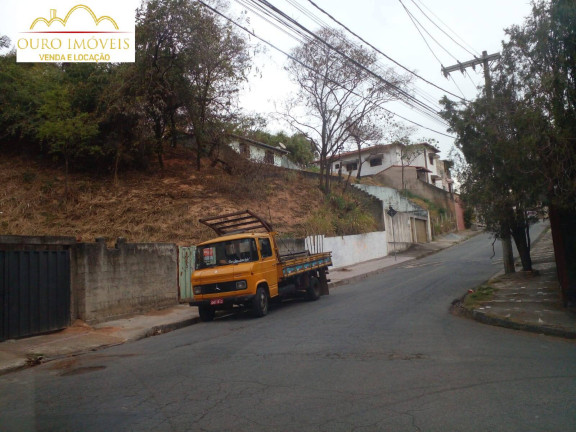 Foto do imóvel Terreno à Venda, 360 m² em Ouro Preto - Belo Horizonte Foto do imóvel Terreno à Venda, 360 m² em Ouro Preto - Belo Horizonte