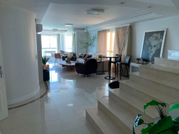 Foto do imóvel Cobertura com 4 Quartos à Venda, 331 m² em Centro - Balneário Camboriú
