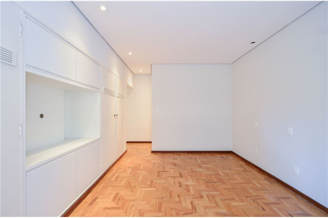 Imagem Apartamento com 3 Quartos à Venda, 188 m² em Cerqueira César - São Paulo