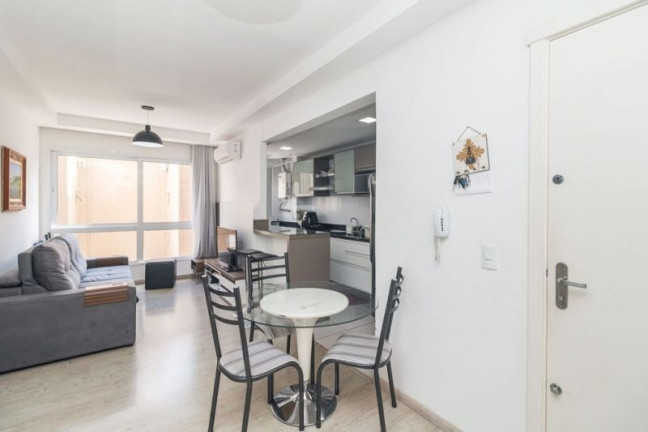 Imagem Apartamento com 3 Quartos à Venda, 75 m² em Santana - Porto Alegre