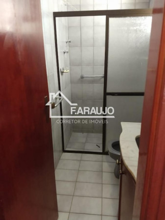 Imagem Sobrado com 3 Quartos à Venda, 260 m² em Centro - Salto De Pirapora