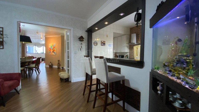Foto do imóvel Apartamento com 3 Quartos à Venda, 138 m² em Centro - Itajaí