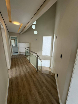 Foto do imóvel Casa com 3 Quartos à Venda, 363 m² em Santa Felicidade - Curitiba