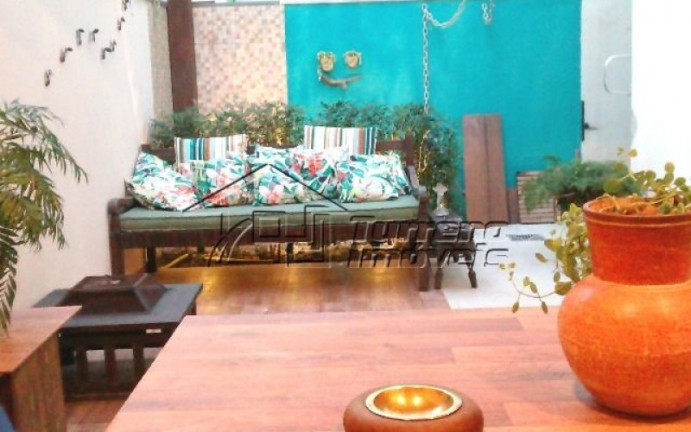 Imagem Casa com 3 Quartos à Venda, 179 m² em Jardim Das Indústrias - São José Dos Campos