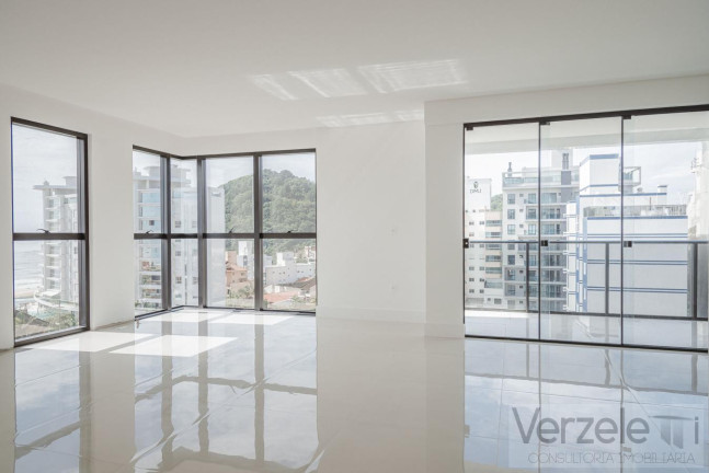 Foto do imóvel Apartamento com 4 Quartos à Venda, 173 m² em Praia Brava - Itajaí