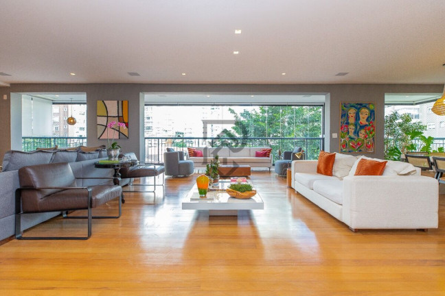 Foto do imóvel Apartamento com 4 Quartos à Venda, 311 m² em Vila Nova Conceição - São Paulo