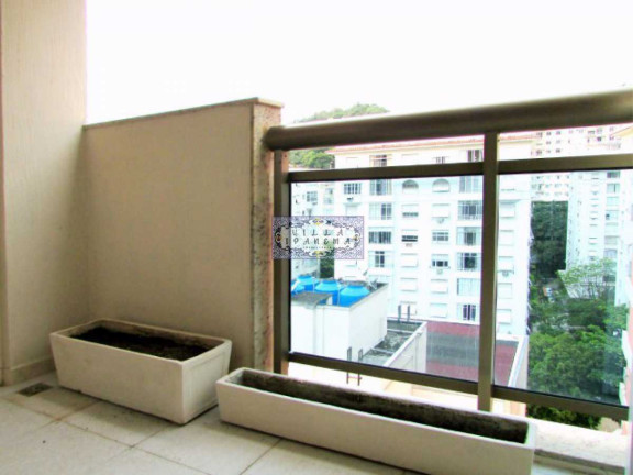 Foto do imóvel Cobertura com 3 Quartos à Venda, 140 m² em Laranjeiras - Rio De Janeiro