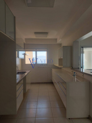 Imagem Apartamento com 3 Quartos para Alugar, 258 m² em Alphaville Empresarial - Barueri