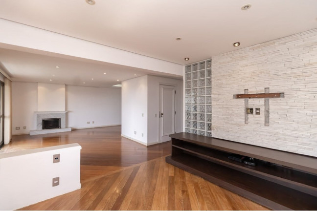 Foto do imóvel Apartamento com 3 Quartos à Venda, 213 m² em Vila Suzana - São Paulo