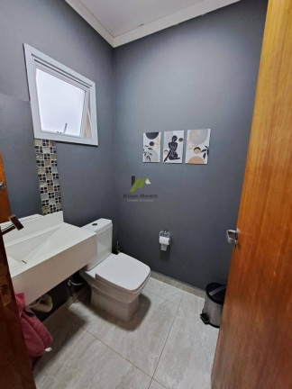 Imagem Casa de Condomínio com 3 Quartos à Venda, 260 m²